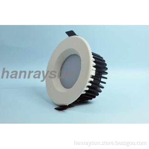 Powerful aluminum boday 9W/12W LED down light